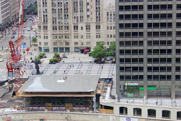 Apple’s New Chicago Apple Store Features A Roof That Looks Like A MacBook Air