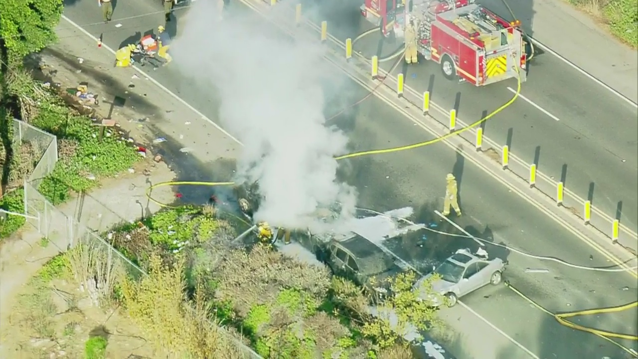 Pursuit Ends In Fiery Crash on PCH In Malibu, 1 Killed - Local Records Office