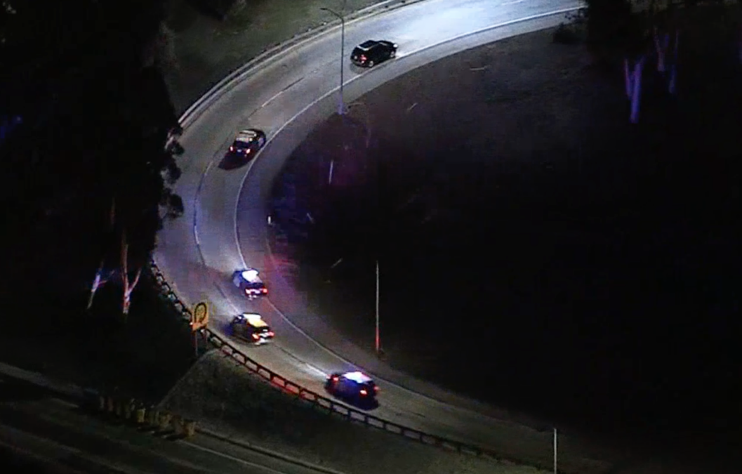 HighSpeed Chase from Orange County Ends in Downtown Los Angeles (VIDEO